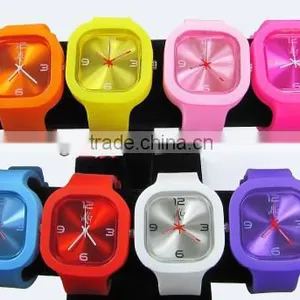 Promotional Gift Silicone Wristband Watch thumbnail-1