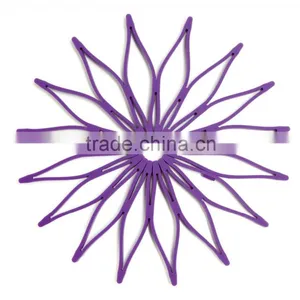 Multi-use Flower-shaped Trivet Table Decoration Table Pad thumbnail-2