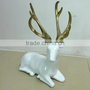 Resin Sitting Reindeer Statue thumbnail-3