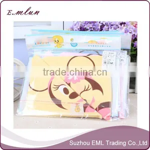 Wholesale Triangular Cotton Bibs With Buttons thumbnail-4