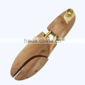 Made in China High Quality Aromatic Red Cedar Wood Shoe Lasts in Double Tube thumbnail-5