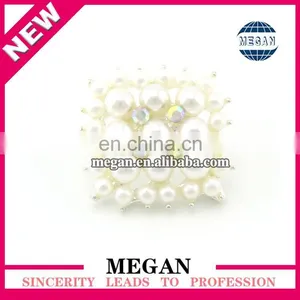 Wholesale Fancy Square Pearl Rhinestone Button for Garment and Clothing thumbnail-1