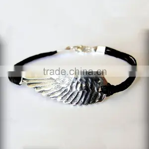 RetroStyle Red Rope Wax Cord Bracelet Metal Heart Charm Bangle Bracelet thumbnail-3