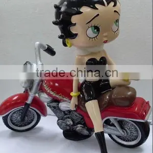 Resin Craft Betty Statue thumbnail-2