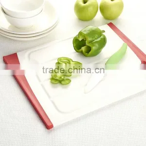 New Design Rad Plastic Antibacterial Non Slip Cutting Board Square Shape Chopping Board thumbnail-2