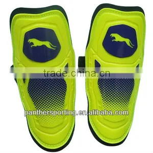 Fashion Football Shin Supporter Soccer Shin Guard thumbnail-1