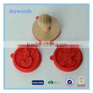 Christmas Shaped Silicone Cookie Stamp With Wooden Handle Set thumbnail-3