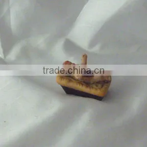 Resin Nativity Scene With Baby thumbnail-1