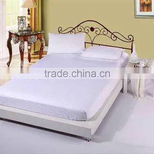 Newest Design High Quality Cleanable Bed Quilted Waterproof Mattress Cover thumbnail-1