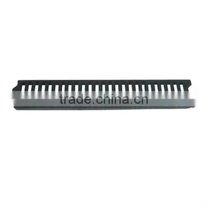 Cast Iron Pig Floor Plate thumbnail-1