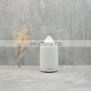 2021 New Design Ceramics and White Aroma Air Diffuser for Young Live thumbnail-4