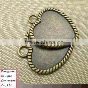 Wholesale Die-casting Electroplating Heart-shaped Pendant thumbnail-3