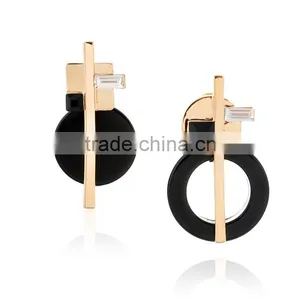 Latest Design Fashionable 22k Gold Big Black Stone Asymmetric Earrings thumbnail-2