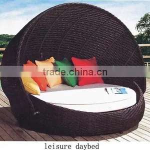 Romantic Rattan Round Angel Sunbed thumbnail-5