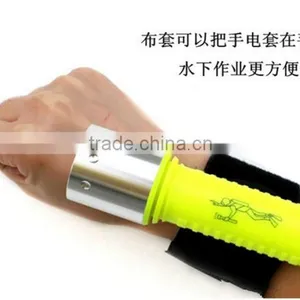 A-OK 800LM 3hr Emergency Rechargeable Plastic Most Powerful Led Diving Flashlight thumbnail-5