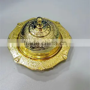 OEM and ODM Round Plastic Candy Packaging Gift Box for Wedding thumbnail-4