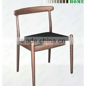Classic Sitting Room Chair thumbnail-1
