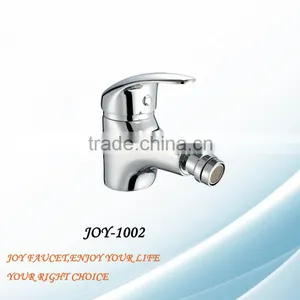 2013 New Products Factory Price 40mm Triangle Brass Cartridge Faucet thumbnail-1