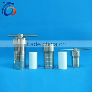 Vertical High Pressure Steam Sterilizer Autoclave thumbnail-1