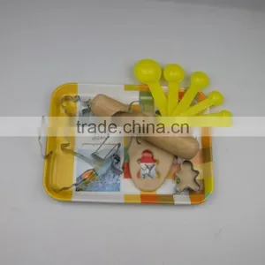 8pcs Set Stainless Steel Cookie Cutters, Kitchware With Rolling Pin and PP Tray thumbnail-1