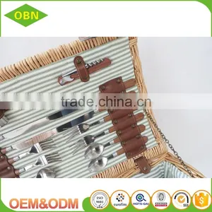 China Factory Custom Cheap Wholesale Personalized Luxury 4 - 6 Person Willow Woven Wicker Picnic Basket Set thumbnail-4