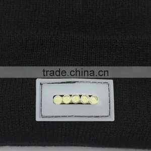 100% Acrylic Blank CC Beanie Winter Led Light Ski Knitted Hat Led Cap thumbnail-5