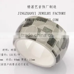 Geometric Pattern USA Style Resin Quality Bangle thumbnail-1