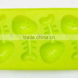 YangJiang Factory Manufacture High Quality Bakeware Fish Shape Silicone Cake Mold thumbnail-2