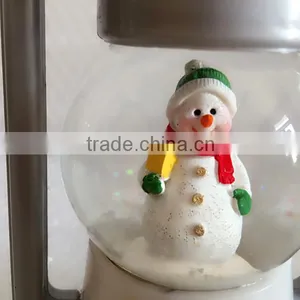 2015 Resin Snow Man Latern Design Led Handmade Christmas Snow Globe by China Supplier Quality Choice thumbnail-5
