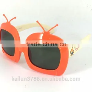 Cool Boy or Girl TV Sunglasses for Baby thumbnail-1