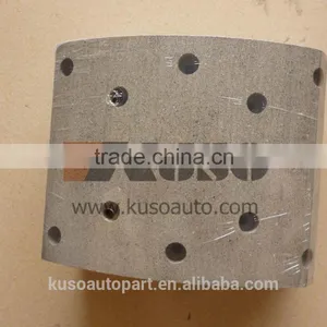 Heavy Duty Truck Front Brake Lining With Rivet for UD Disesl Tractor thumbnail-1