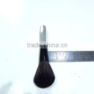 One Piece Crystal Blush Brush Daniel Makeup Brush Tool for People thumbnail-3