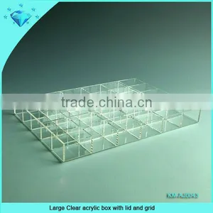 Large Clear Acrylic Box With Lid and Grid thumbnail-1