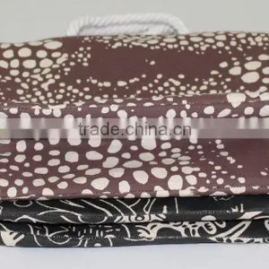 Twisted Rope Handle Nature Print Bag - From India - Made From Laminated Canvas thumbnail-3