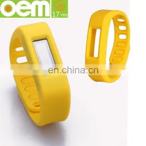 Large Factory Oem Silicone Bracelet With Pedometer for Kids thumbnail-2