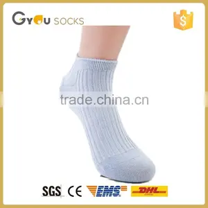 Wholesale 2016woen Solid Color Knitted Cotton Socks thumbnail-1