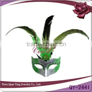 Cheap Christmas Feather Decorative Party Eye Mask for Sale thumbnail-1