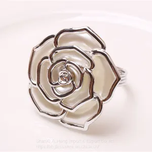 Wholesale Metal Lovers Wedding Silver Roses Flower Napkin Ring thumbnail-3