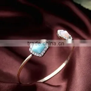 >< NEW Fashion Geometric Resin Rhinestone Cuff Bracelets/ thumbnail-5