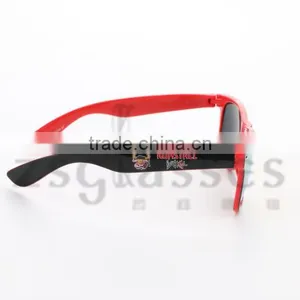 Custom Plastic Sunglasses thumbnail-5