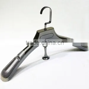Electroplating Brown Plastic Cloth Hanger thumbnail-2