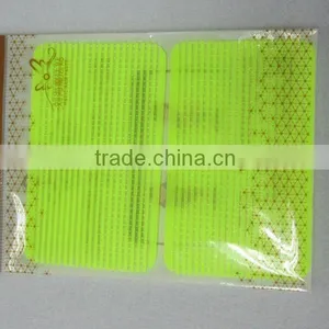 Green Magic Magic Tape Hair Clip thumbnail-1