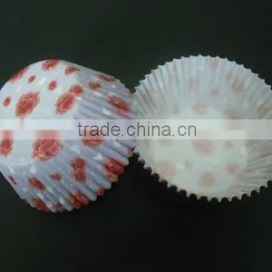 Red Rose Paper Muffin Baking Cups for Wedding Favors thumbnail-1