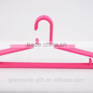GS8071 Plastic Clothes Hangers thumbnail-1