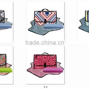 Customized Pattern Portable Baby Changing Pad thumbnail-3