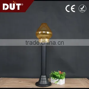China Manufacturer Weathering-resistant Garden Use Plastic Lawn Lamp thumbnail-3