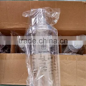 20oz Plastic Cocktail Shaker With Cover and Strainers thumbnail-4