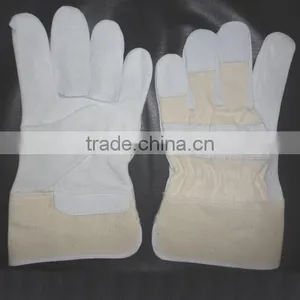 Rugged Work Gloves thumbnail-1