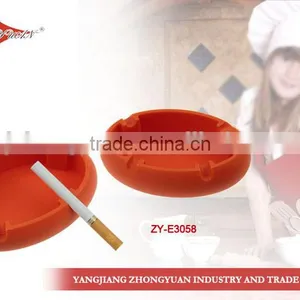 ZY-E3058 Hot Sale Eco Friendly Oval-shaped Cigar Cigarette Tray Silicone Ashtray thumbnail-1