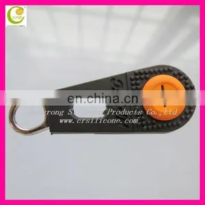 2014 Factory Directly Sale Custom Soft Pvc Zipper Slider Puller Silicone Zipper Pull Head thumbnail-1
